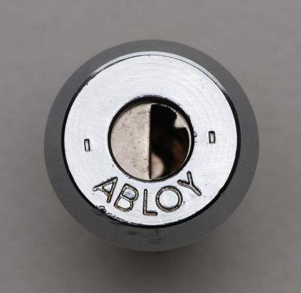 File:Abloy Profile cylinder2.jpg