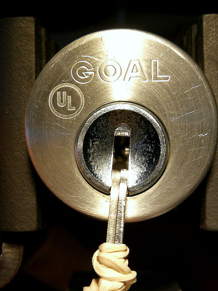 File:Goal V18 keyway wrench-Reinder.jpg